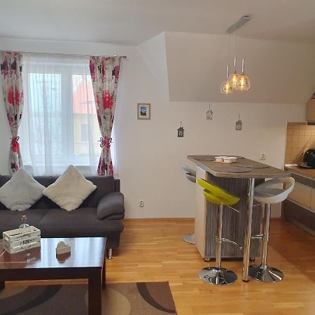 Smiley Apartment Σίμπιου Εξωτερικό φωτογραφία