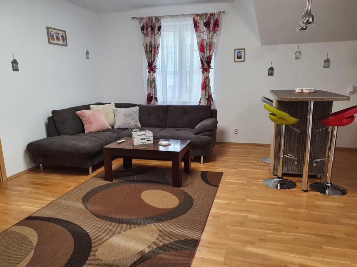 Smiley Apartment Σίμπιου Εξωτερικό φωτογραφία