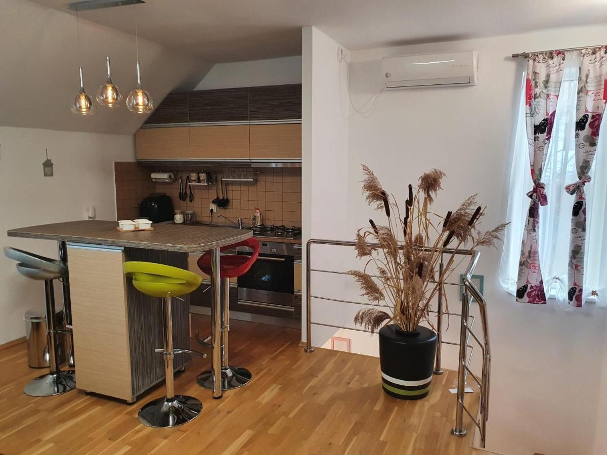 Smiley Apartment Σίμπιου Εξωτερικό φωτογραφία