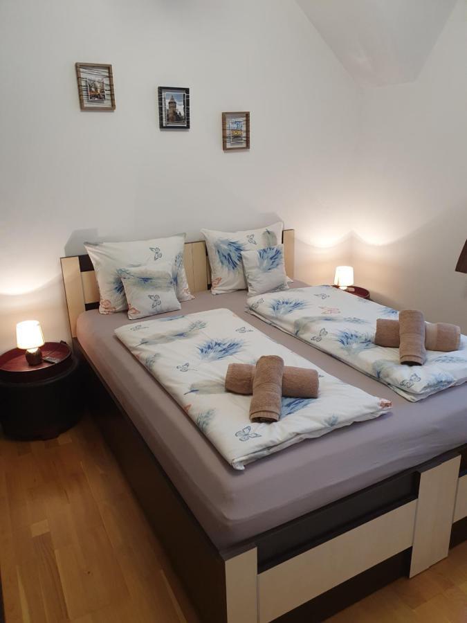 Smiley Apartment Σίμπιου Εξωτερικό φωτογραφία