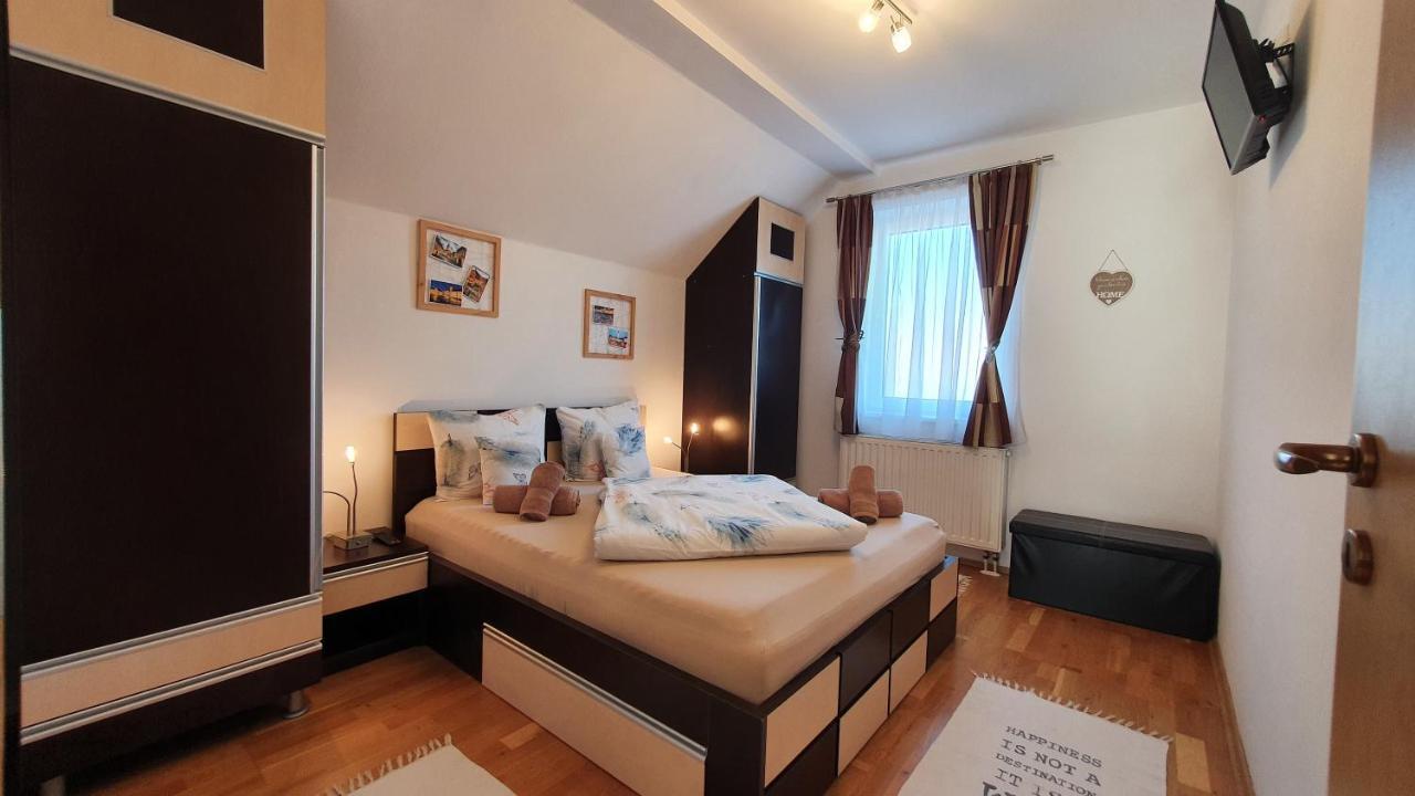 Smiley Apartment Σίμπιου Εξωτερικό φωτογραφία