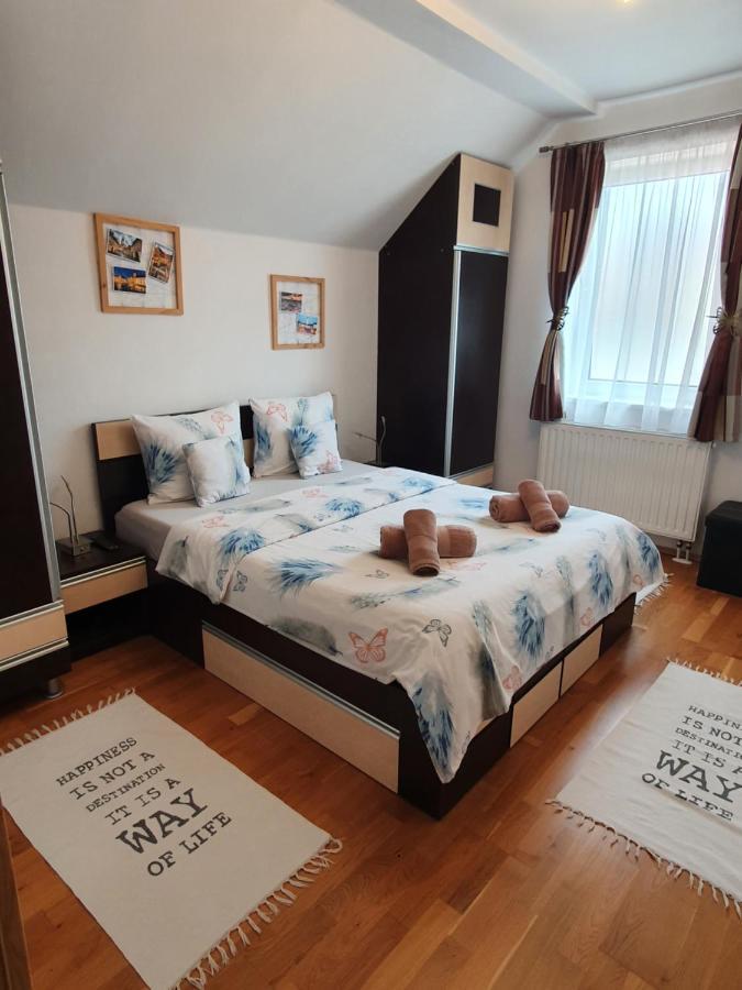 Smiley Apartment Σίμπιου Εξωτερικό φωτογραφία
