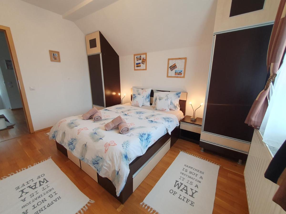 Smiley Apartment Σίμπιου Εξωτερικό φωτογραφία
