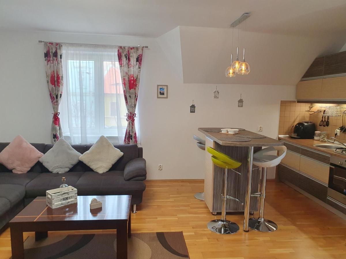 Smiley Apartment Σίμπιου Εξωτερικό φωτογραφία