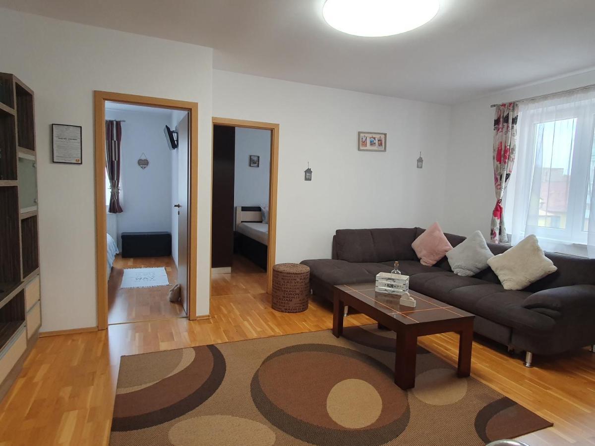 Smiley Apartment Σίμπιου Εξωτερικό φωτογραφία