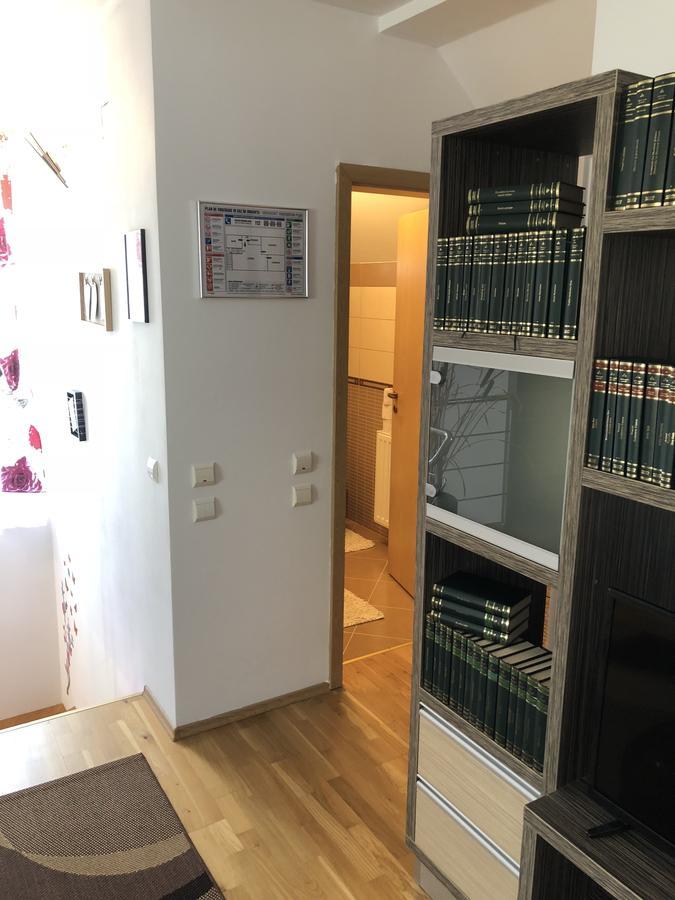 Smiley Apartment Σίμπιου Εξωτερικό φωτογραφία